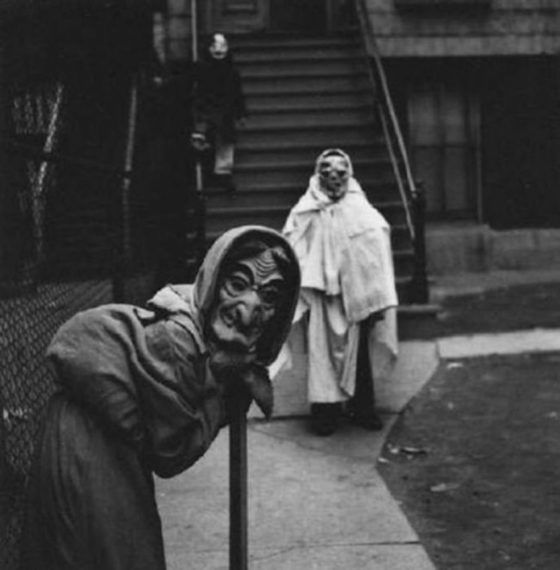 16 anciennes photos d'Halloween qui font froid dans le dos ! Quotes   