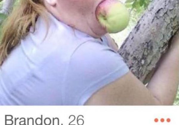 Top 20 des pires photos Tinder Quotes   