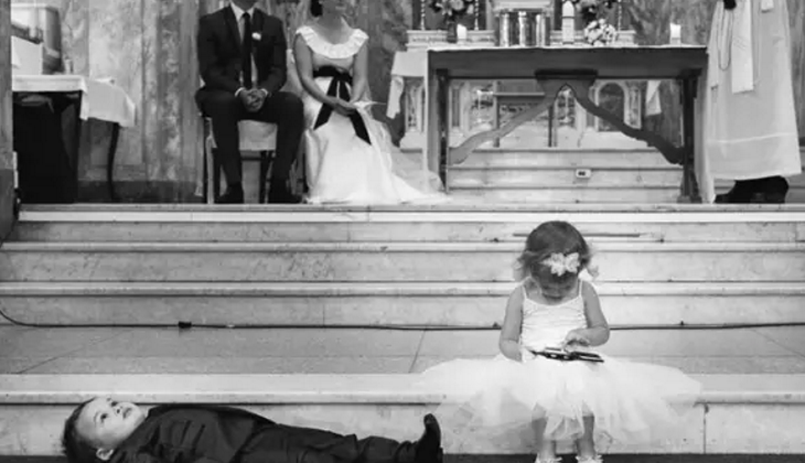 Les photos les plus drôles d'enfants pendant les mariages ! Quotes   