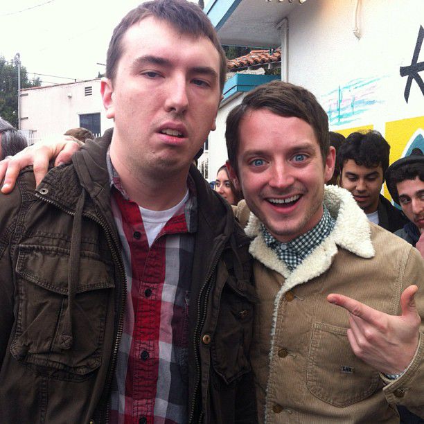 13 photos qui prouvent qu'Elijah Wood est cool avec ses fans ! Quotes   