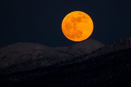 14 Photos hallucinantes de la superlune de sang de 2018 ! Quotes   