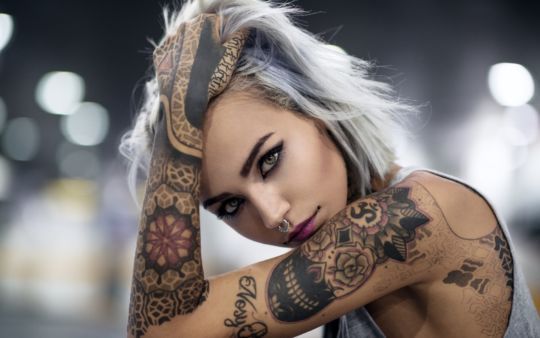 Les 12 endroits les plus douloureux pour se faire tatouer ! Quotes   