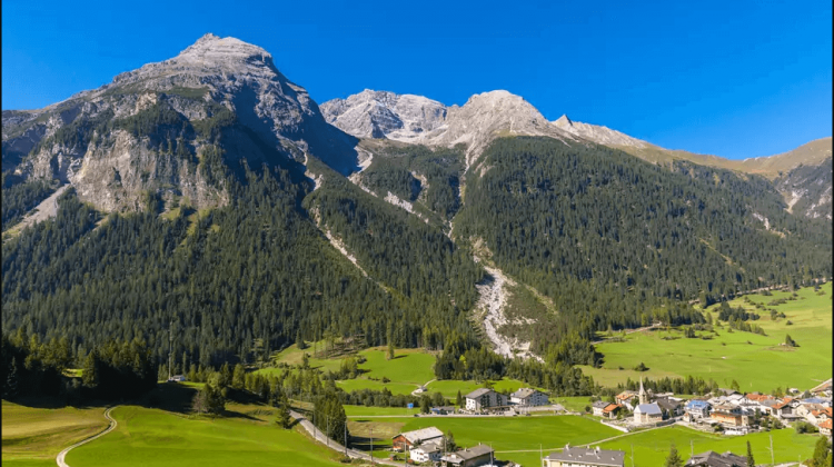 Ce village suisse que personne n'a le droit de prendre en photo ! Étonnant ! Quotes   