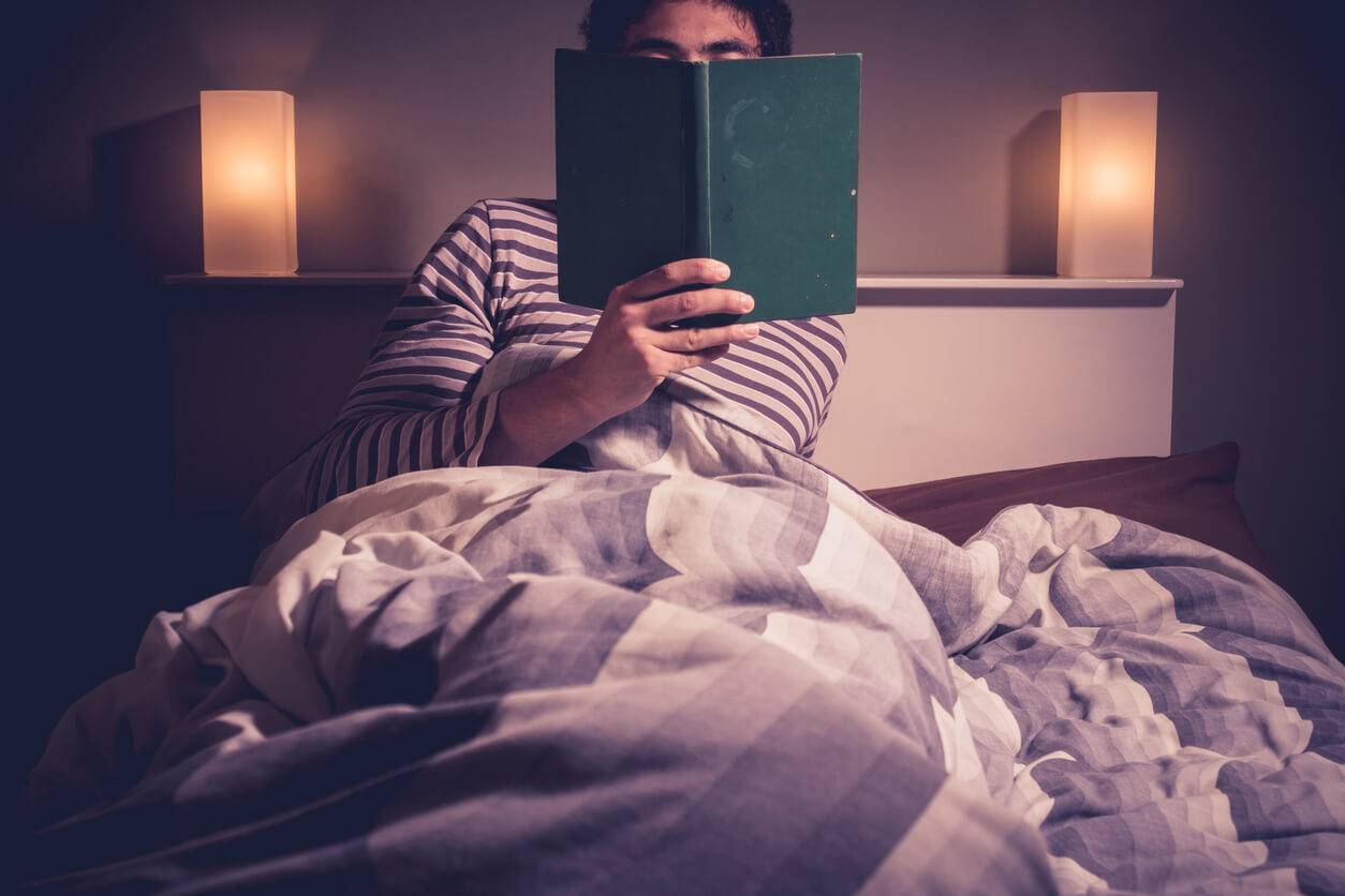 10 choses à ne pas faire avant de dormir si vous voulez une bonne nuit de sommeil ! Quotes   