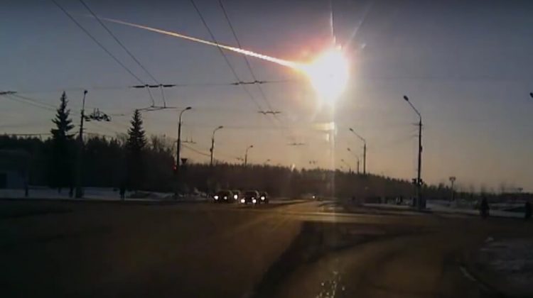 En Russie une météorite de 17 mètres fait plus de 1000 blessés Quotes   