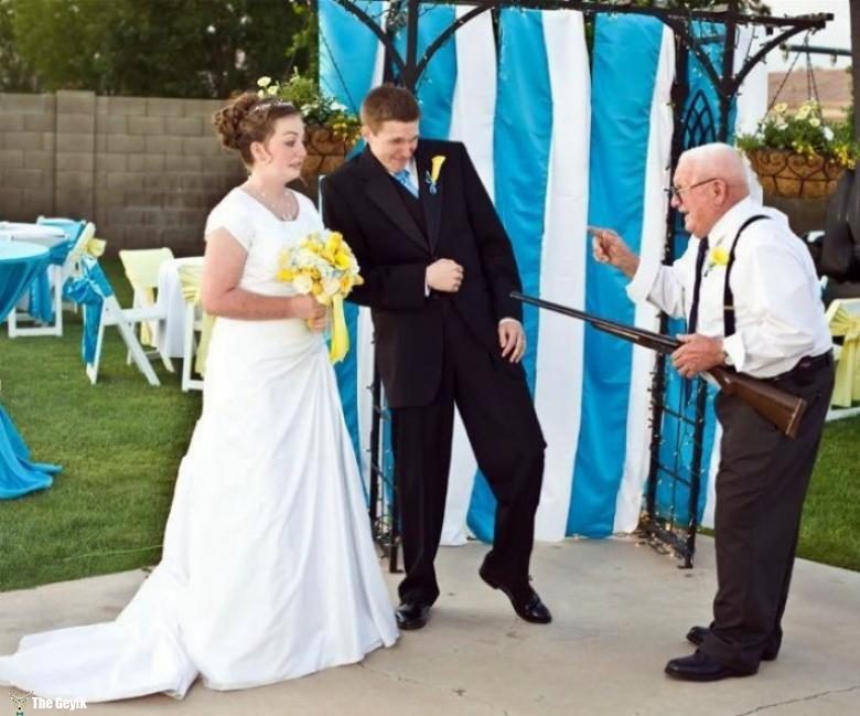 Ces photographes de mariage ne s'attendaient vraiment pas à capturer ces photos Quotes   