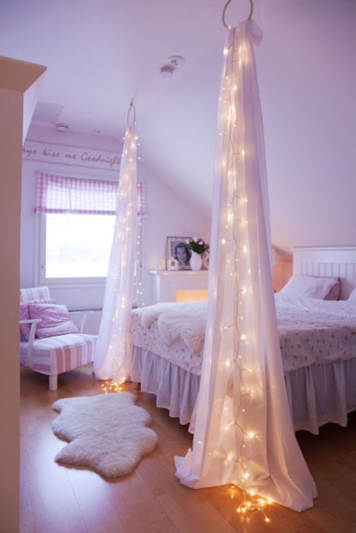 Check out these 16 creative ways to brighten up your home with fairy lights! Astuces DIY Design   